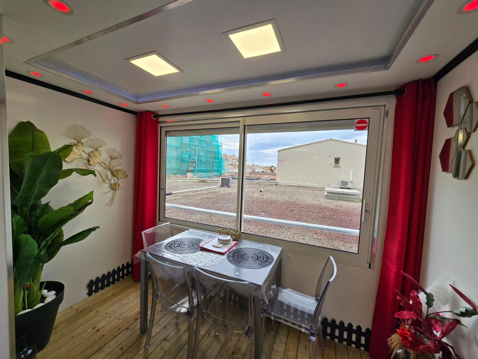 C12 Deluxe Lägenhet Agde Exteriör bild