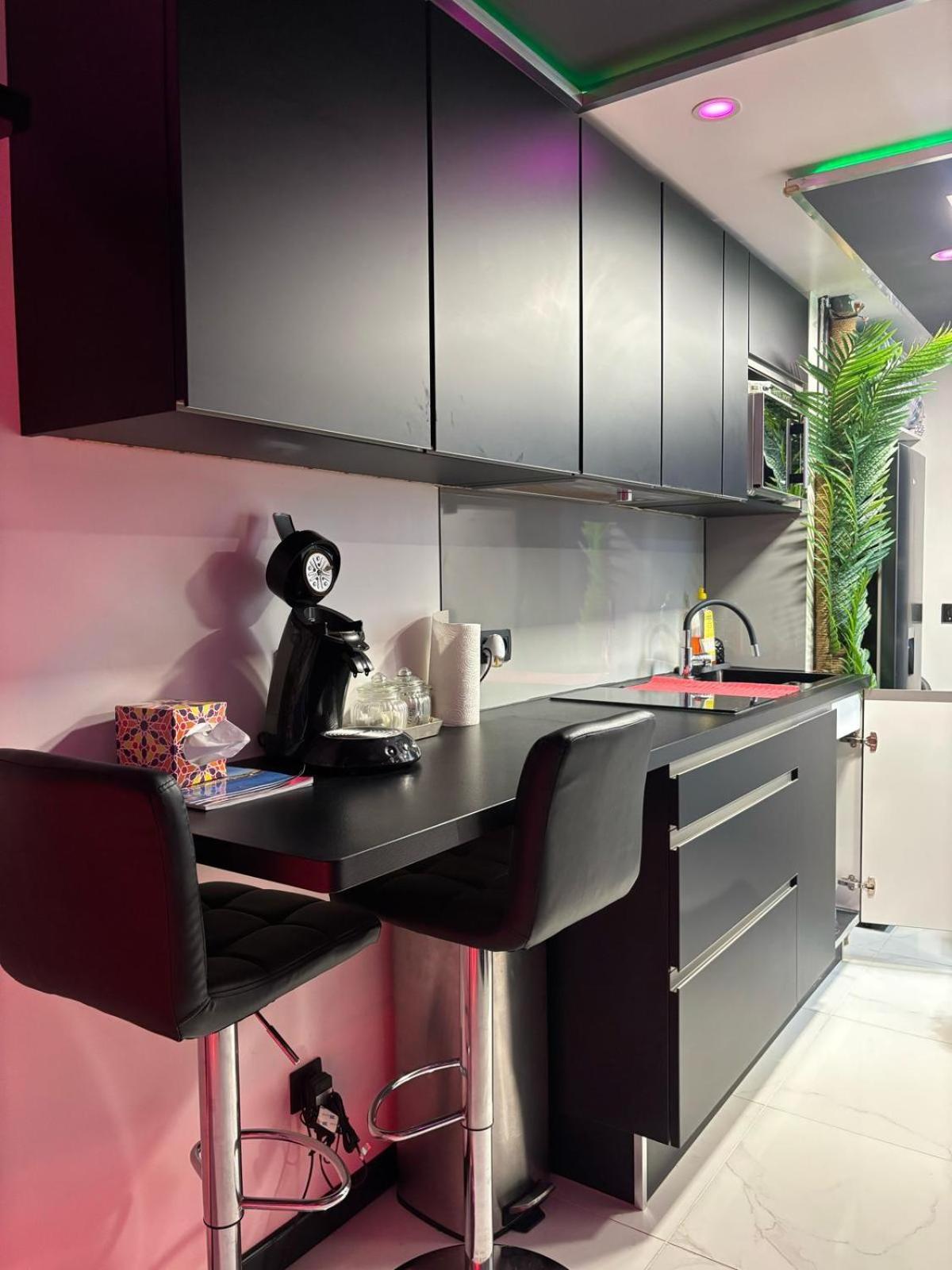 C12 Deluxe Lägenhet Agde Exteriör bild