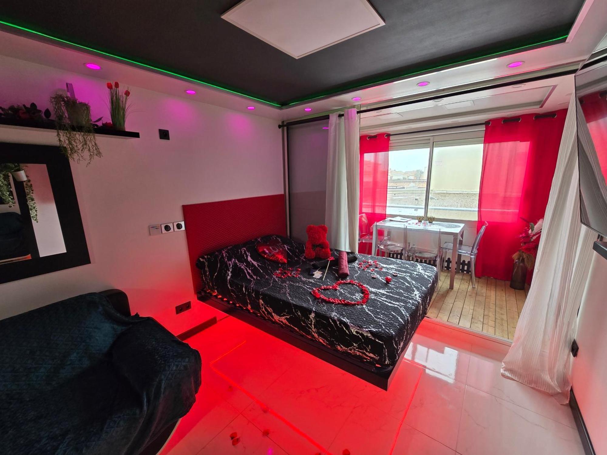 C12 Deluxe Lägenhet Agde Exteriör bild